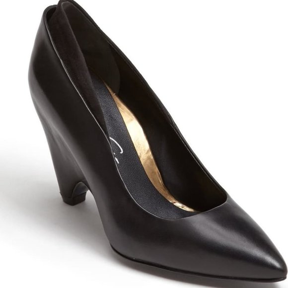 Kenneth Cole Shoes - Kenneth Cole New York Line Up Pump